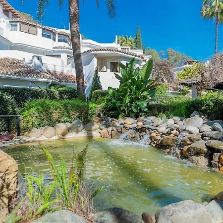 Beachfront Apartament Marbella
