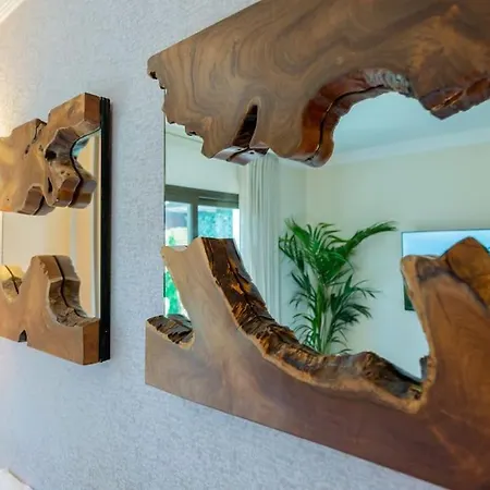 Beachfront Apartament *